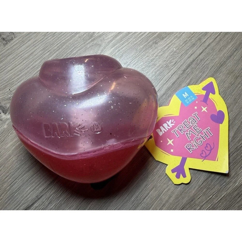 BarkBox Treat Me Right Dispensing Heart,‎ Medium 20-50lbsRubber Dog Toy Bark Toy